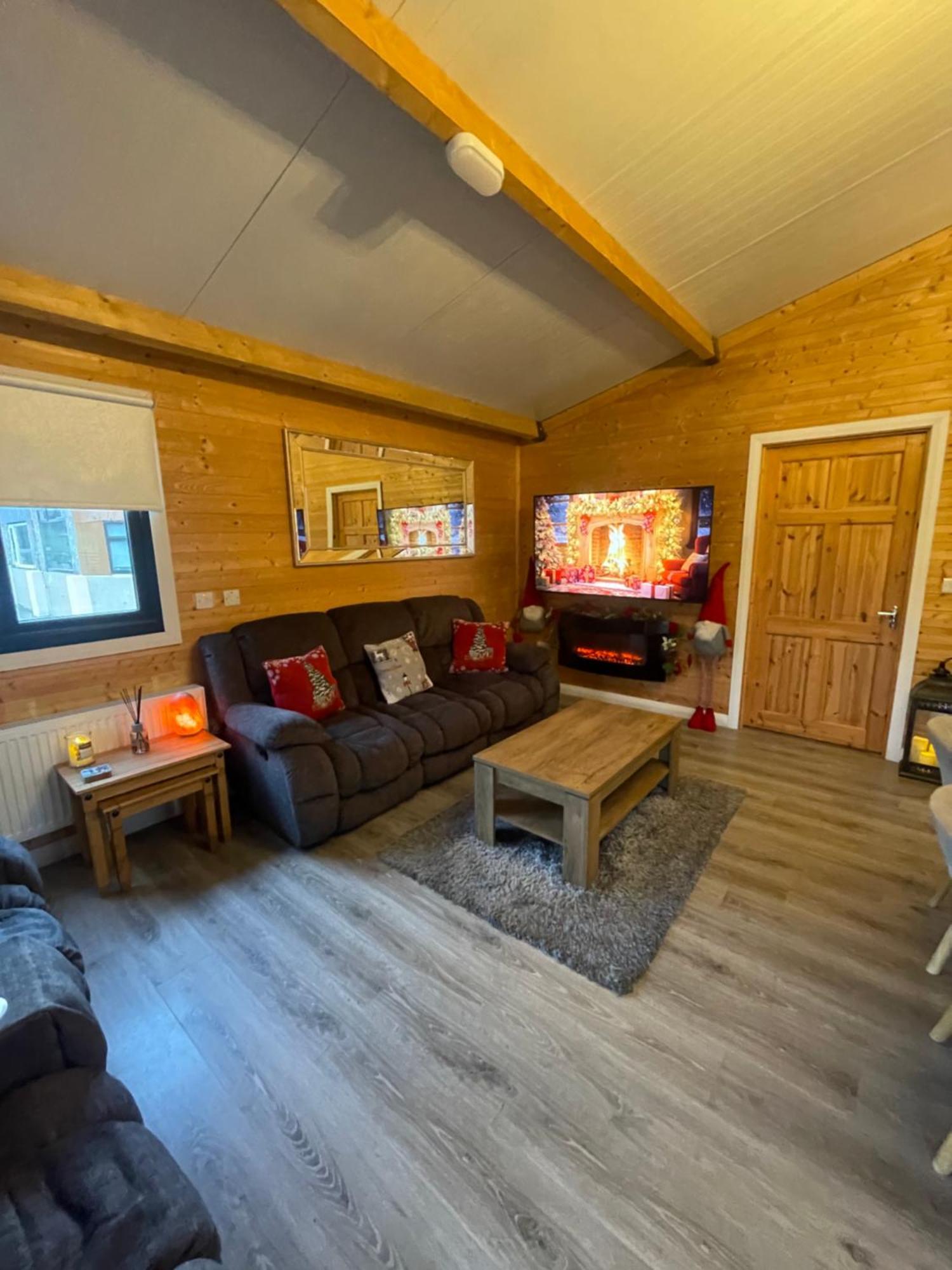 The Lodge Mountain View Log Cabin , Attymass Ballina Boyhollagh Εξωτερικό φωτογραφία